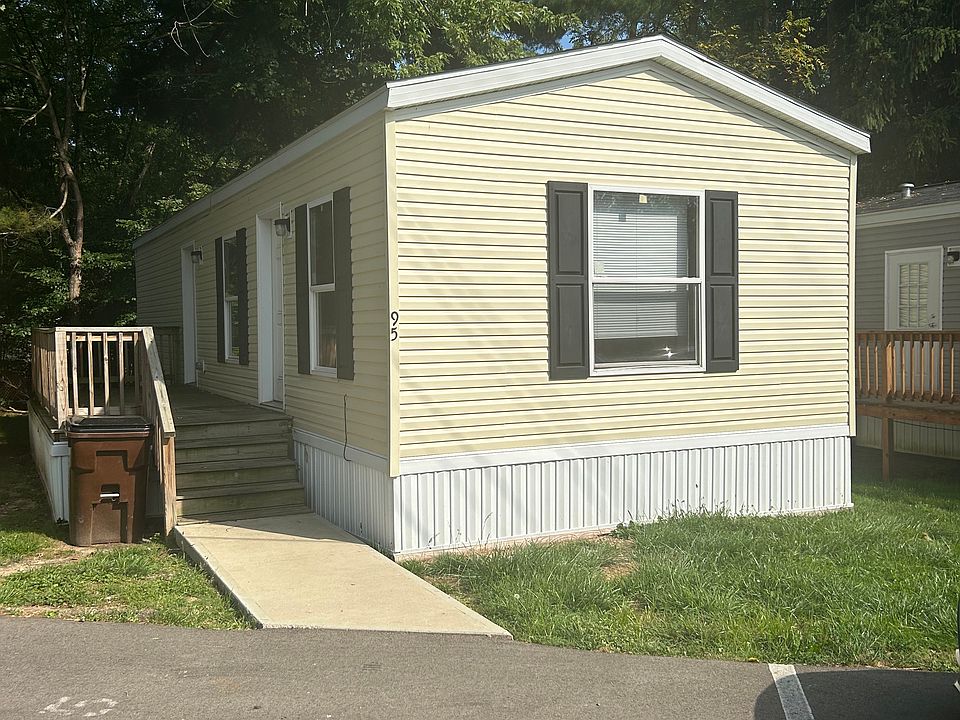 1st image of 673 Armstrong St Lot 95