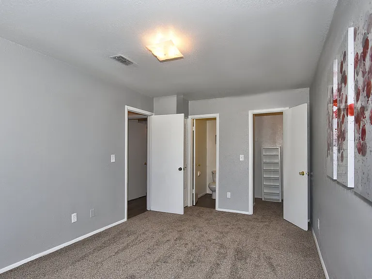 Summerstone Duplexes — Photo 34