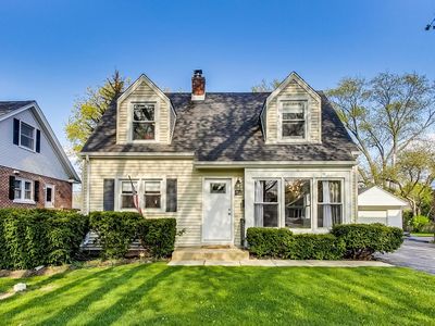 713 S Highland Ave, Arlington Heights, IL, 60005