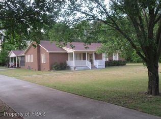 5921 Smithfield Rd, Wade, NC 28395