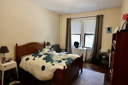 124 Babcock St #6 Photo 1