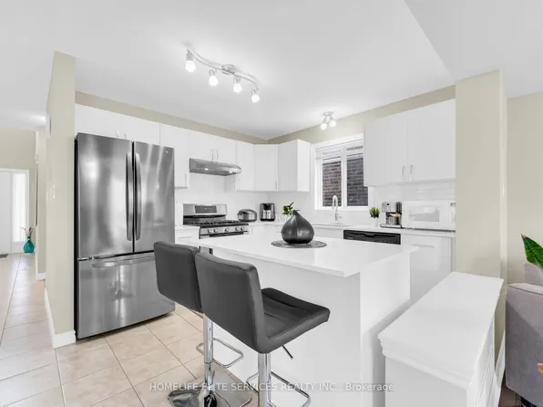 1185 Sandbar St, London, ON N6G 0G6