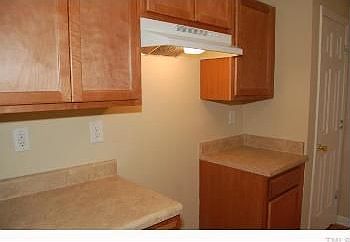 5th image of 707 Raynor St #A
