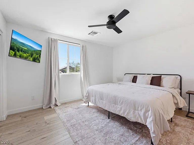 709 Pickled Pepper Pl — Photo 18