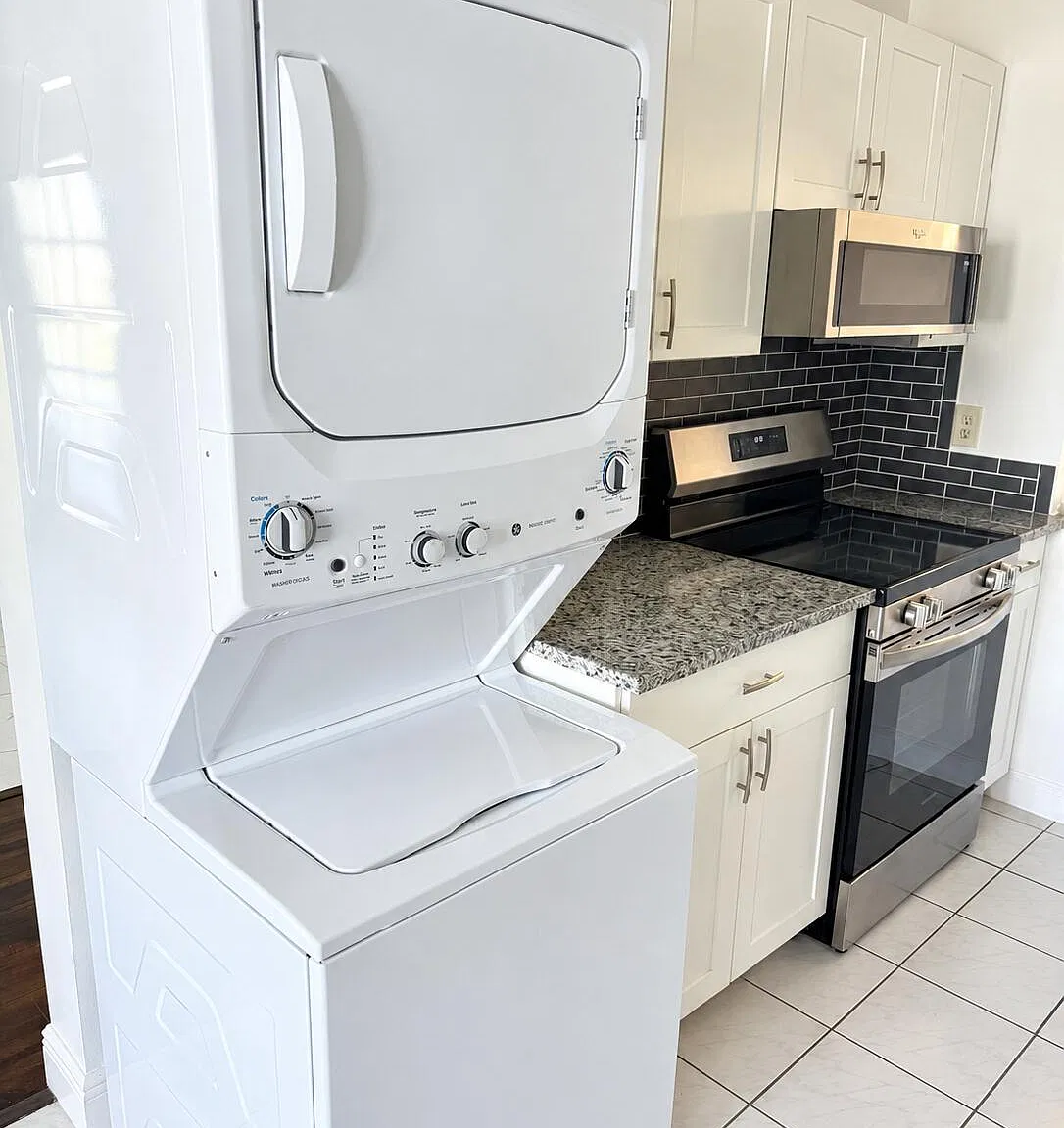 2 bed, 1.5 bath, 982 sqft, $1,850 — Photo 3