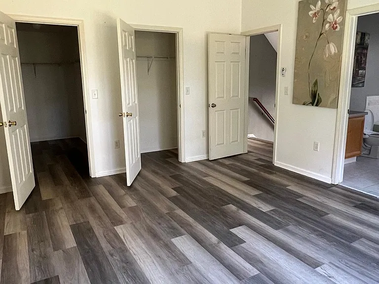 13 Topeka Ct — Photo 28