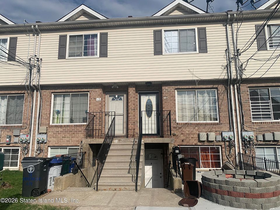 1st image of 17 Mersereau Ave