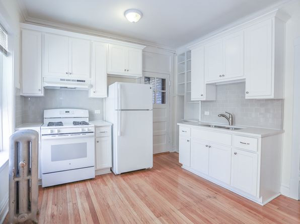 2852 W Eastwood Ave Unit 1