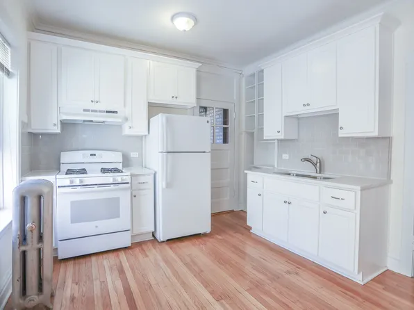 2852 W Eastwood Ave Unit 1, Chicago, IL 60625