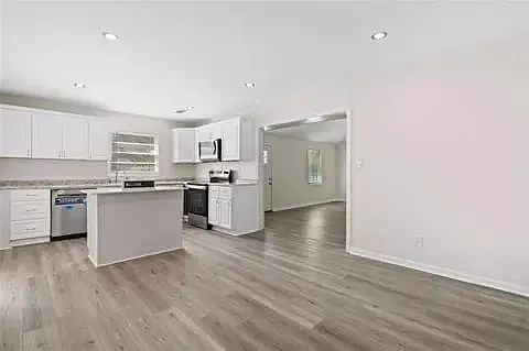 5415 Old Bill Cook Rd — Photo 3