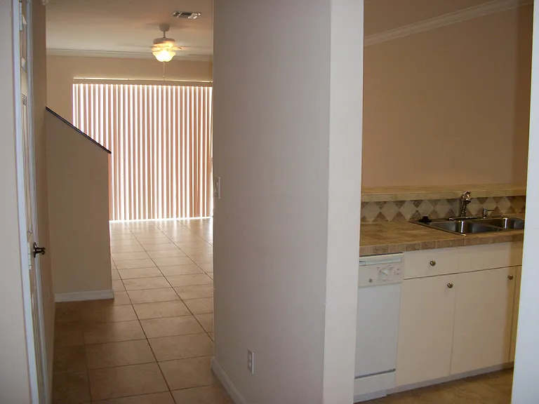 3613 Pine Oak Cir #103 — Photo 5