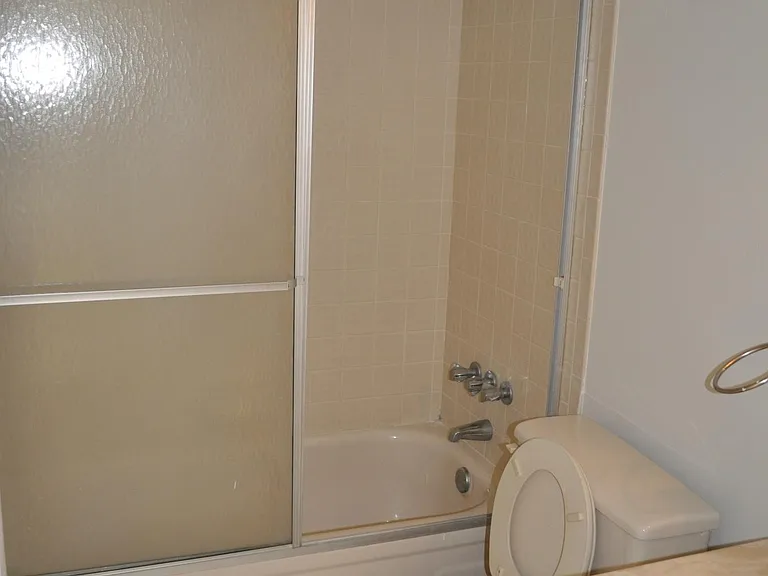 2141 SW 90th Ave #C-11 — Photo 13