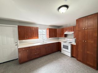 13 Wyoming St APT 2, Pensacola, FL 32505