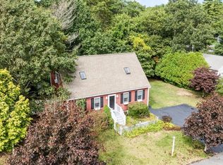 5 Lynne Rd, Wareham, MA 02571