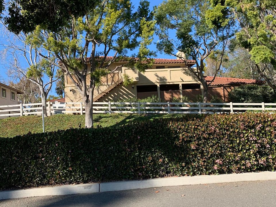 1st image of 646 Rosetti Ln