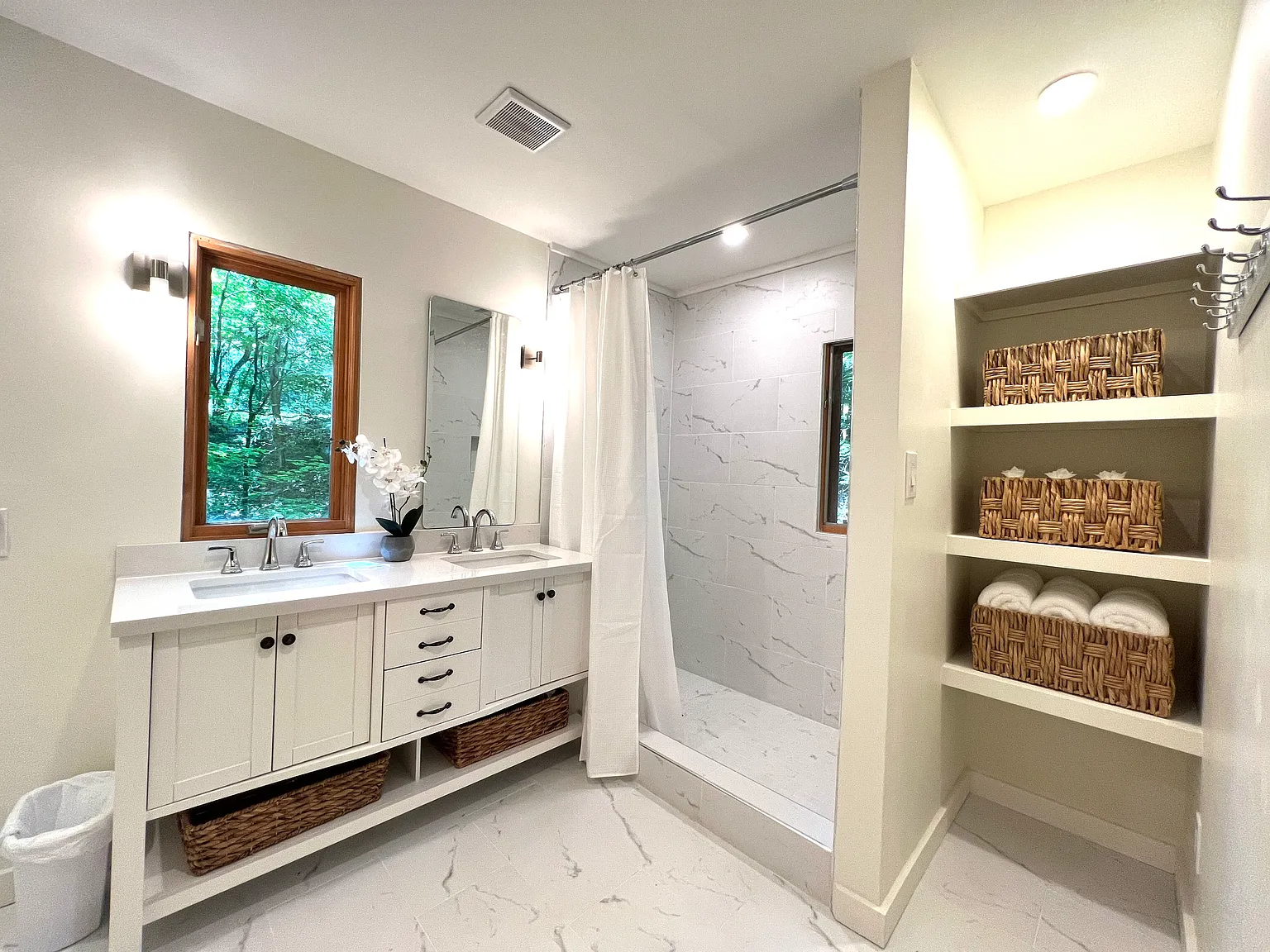 2 bed, 1700 sqft, $3,825 — Photo 4