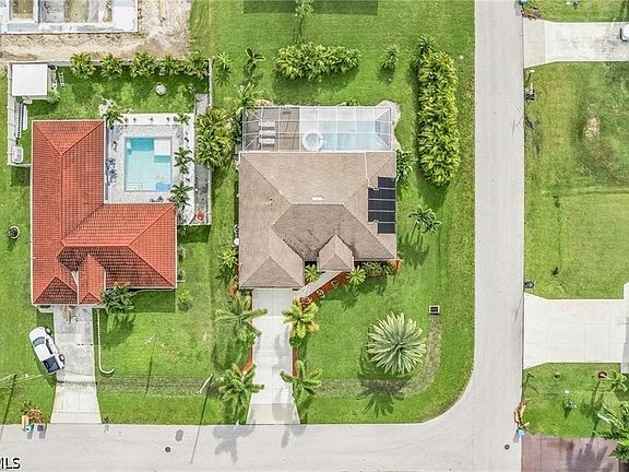 2nd image of 2611 SW 23rd Pl