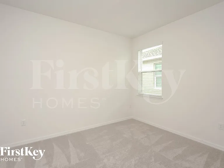 356 Corbel Ln — Photo 11