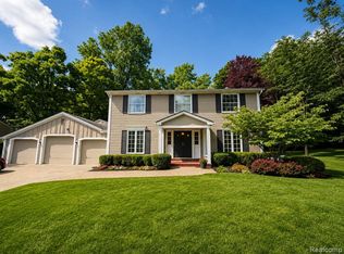 749 Kensington Ln, Bloomfield Hills, MI 48304