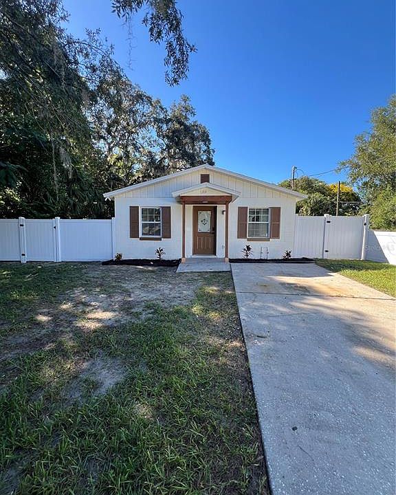 1st image of 1314 ROBIE AVENUE