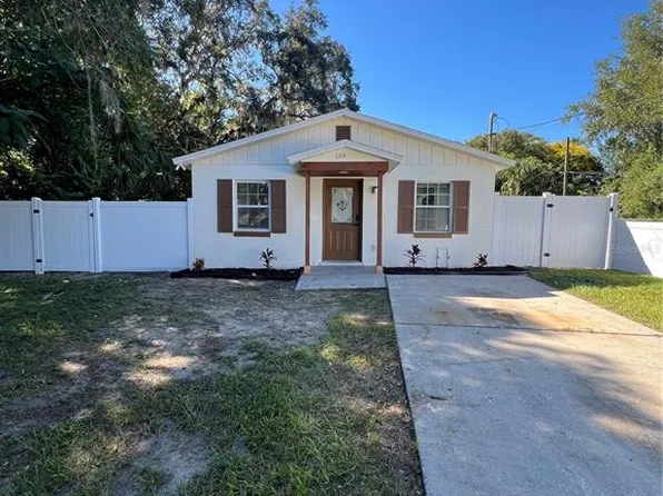 1314 ROBIE AVENUE, MOUNT DORA, FL 32757