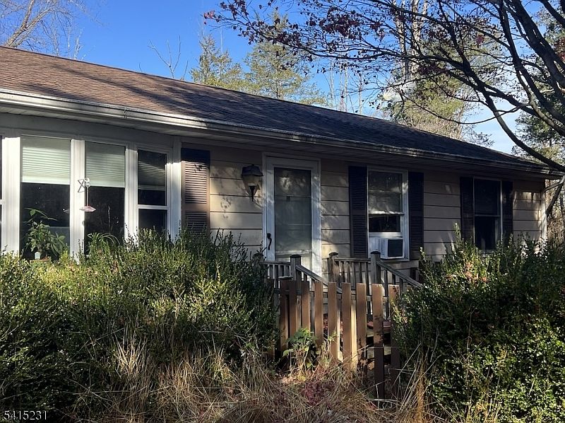 1st image of 94 Warford Rd