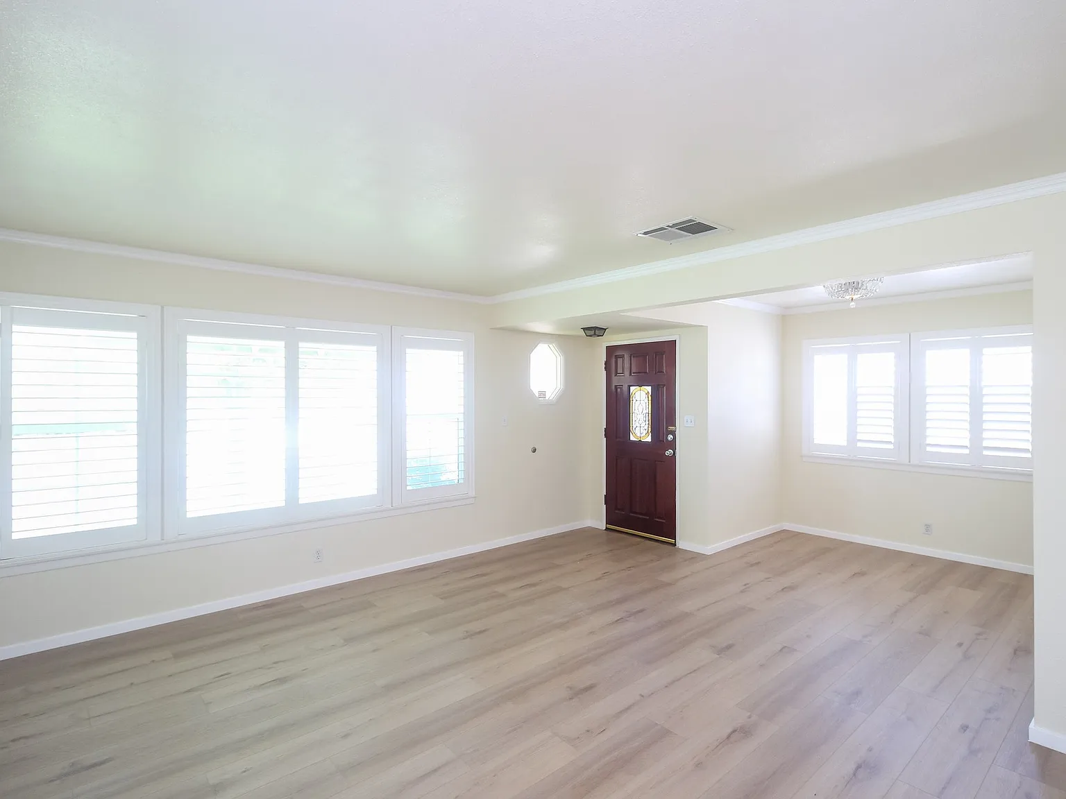 4 bed, 1749 sqft, $3,600 — Photo 4