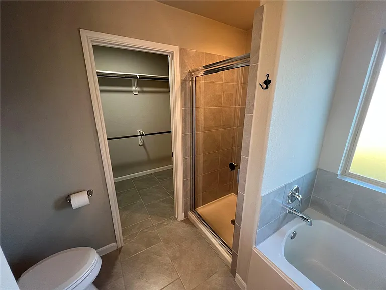7263 Barrington Ridge Ln — Photo 11