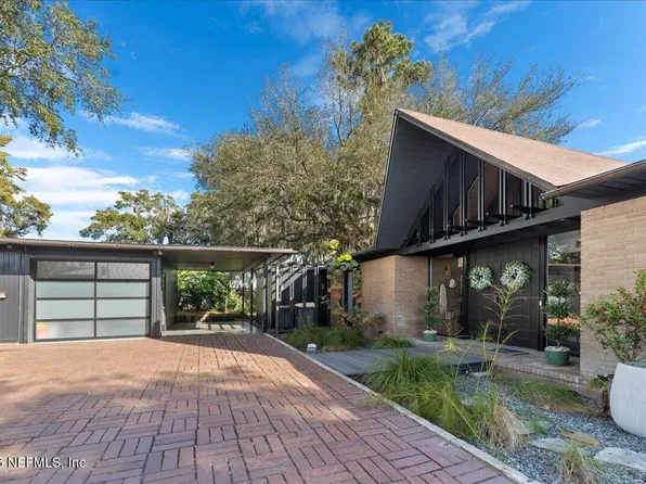 1649 BROOKSIDE Circle E, Jacksonville, FL 32207