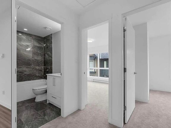 4th image of 4300 Thompson Rd #110