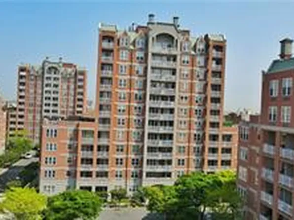 65 Oceana Dr E APT 5F, Brooklyn, NY 11235