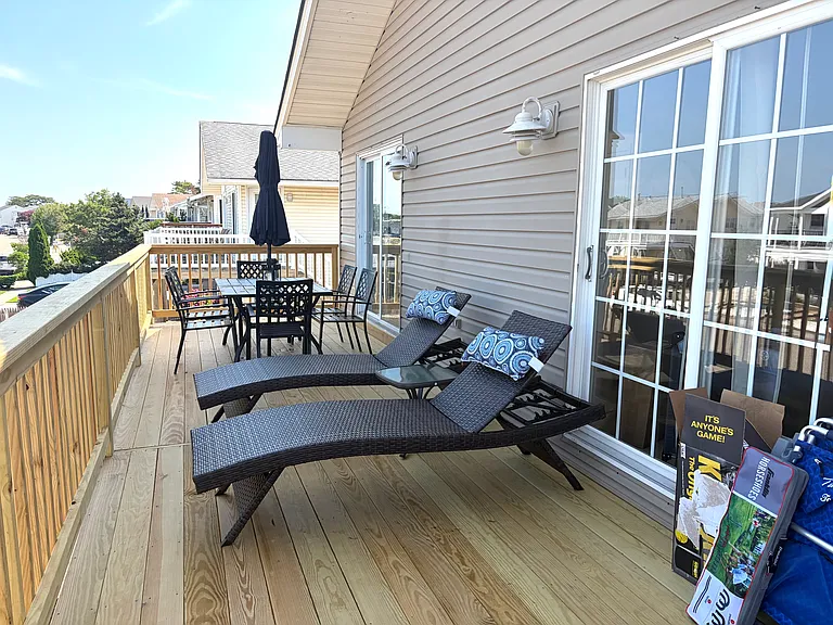 Schooner Rd — Photo 30