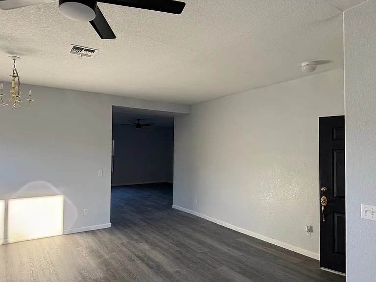 33190 N Cherry Creek Rd — Photo 21