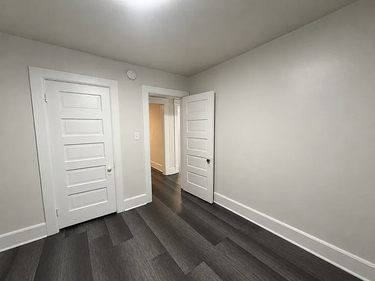 1112 Wisconsin Ave — Photo 13