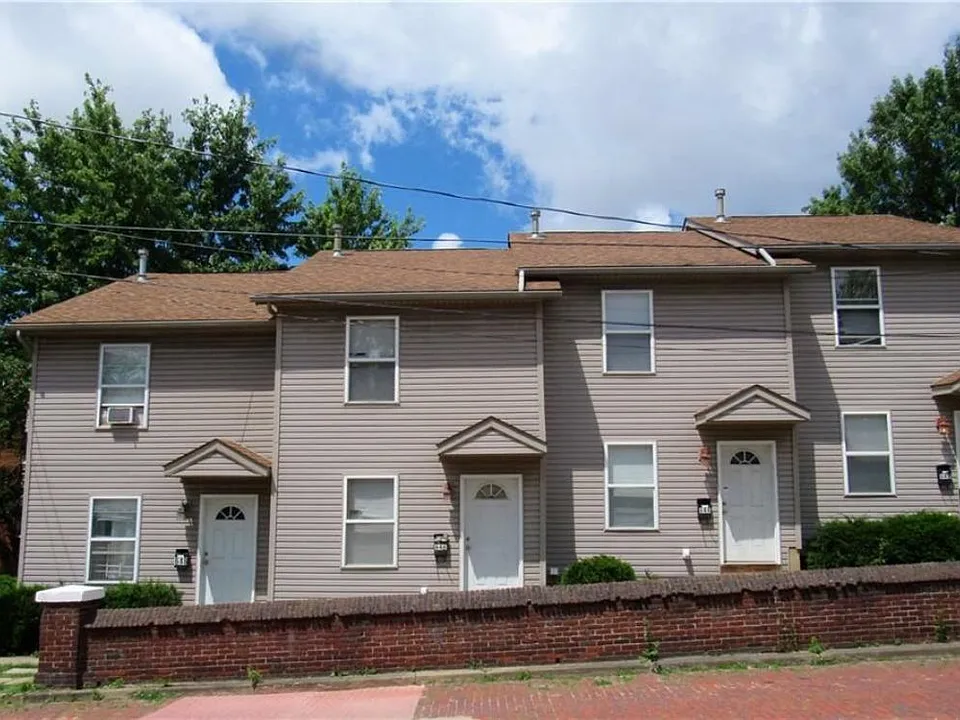 642 E Buchtel Ave #644