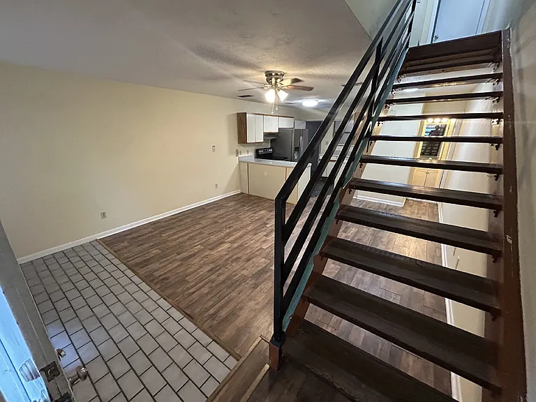 512 McKeithan St #3 — Photo 4