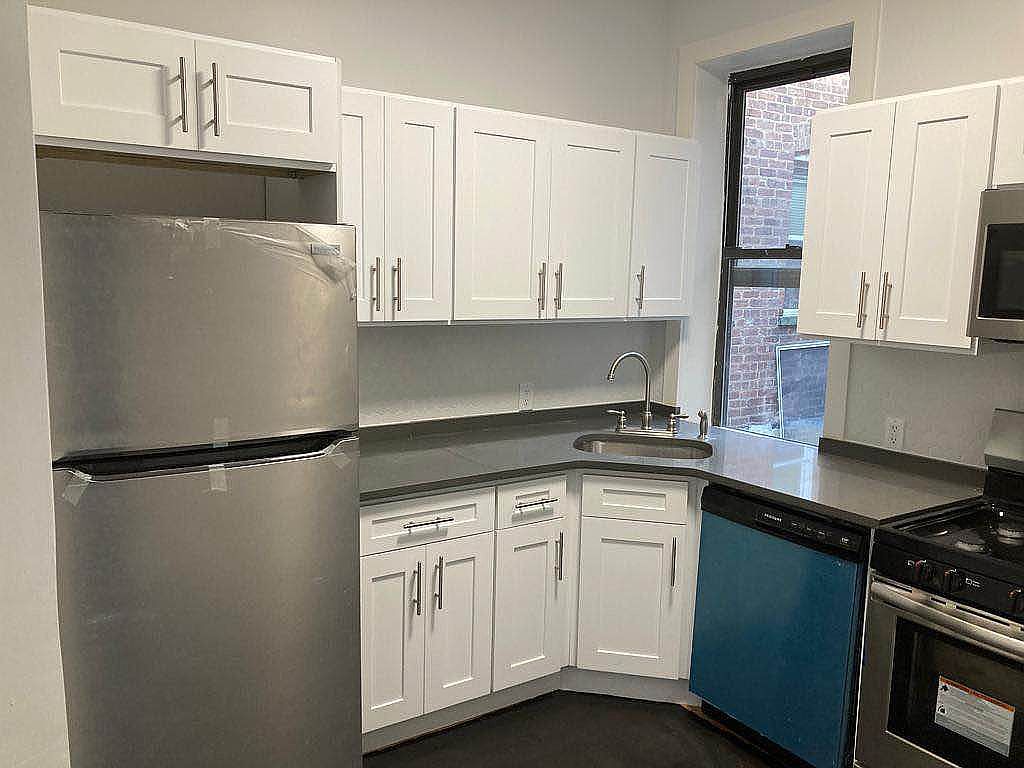 1101 Clarkson Ave #2R, Brooklyn, NY 11212 | Zillow