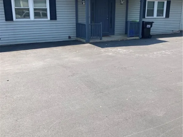 99 Buckley Rd, Liverpool, NY 13088
