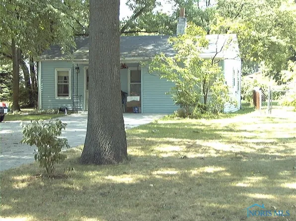 31 Bonaparte Dr, Toledo, OH 43615