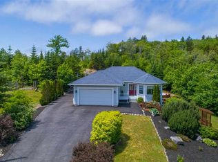 26 Haverstock Dr, Hammonds Plains, NS B3Z1P2
