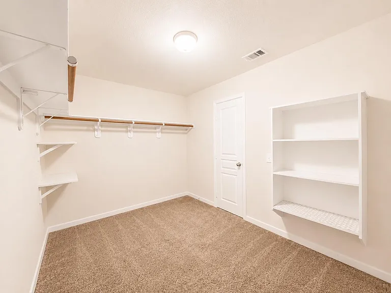 2326 Brookeland Meadow Ct — Photo 11