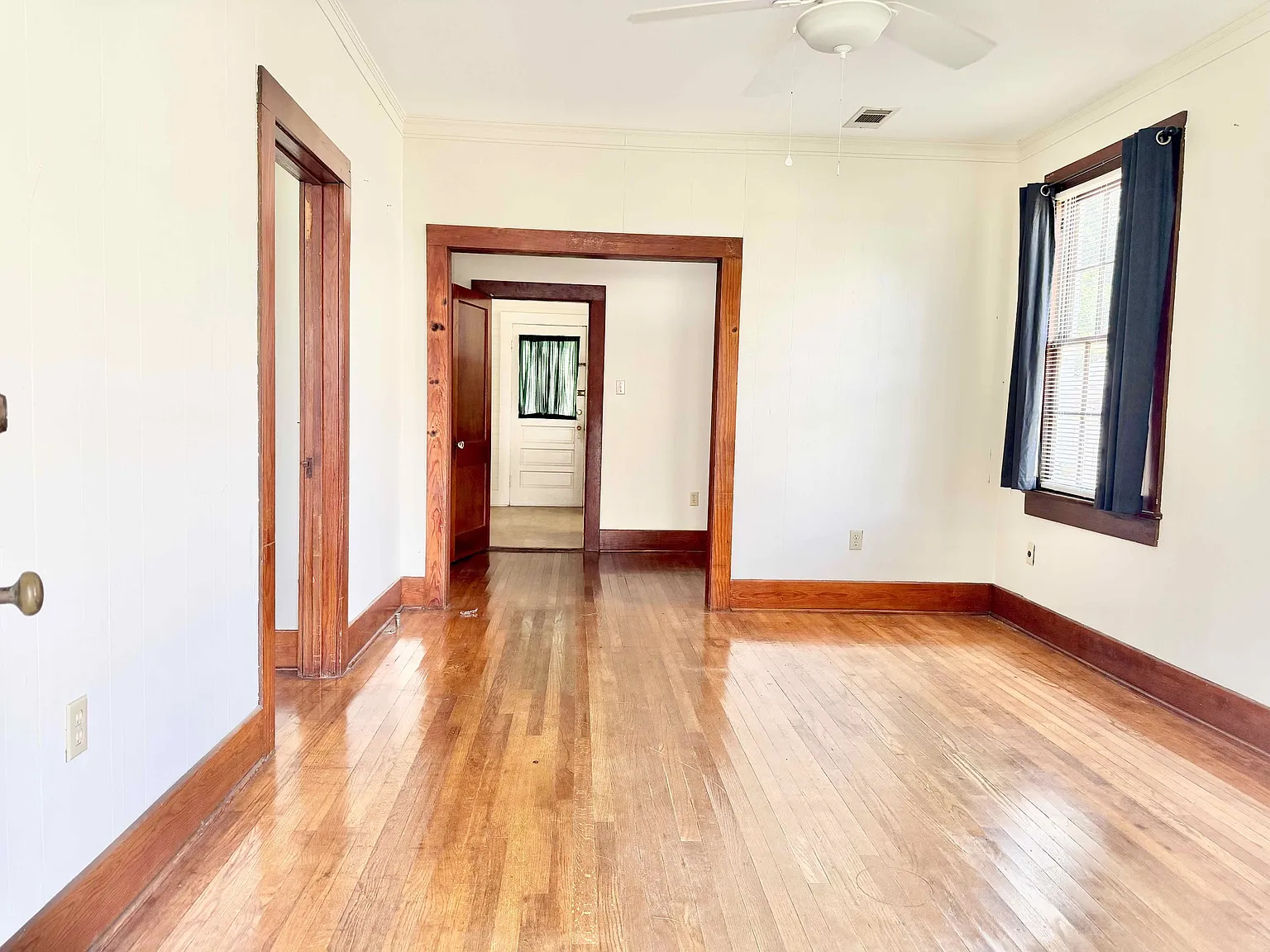 rf 2554 Zeeland Avenue - 1 — Photo 3