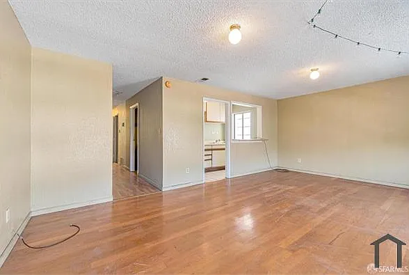 1 bed, $3,336 — Photo 2
