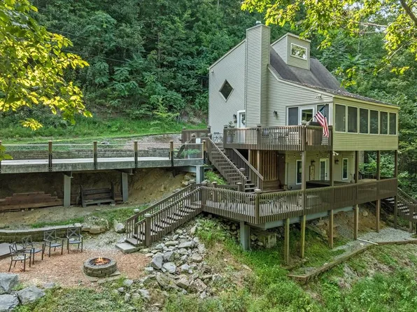 1860 Ford Rd, Baxter, TN 38544