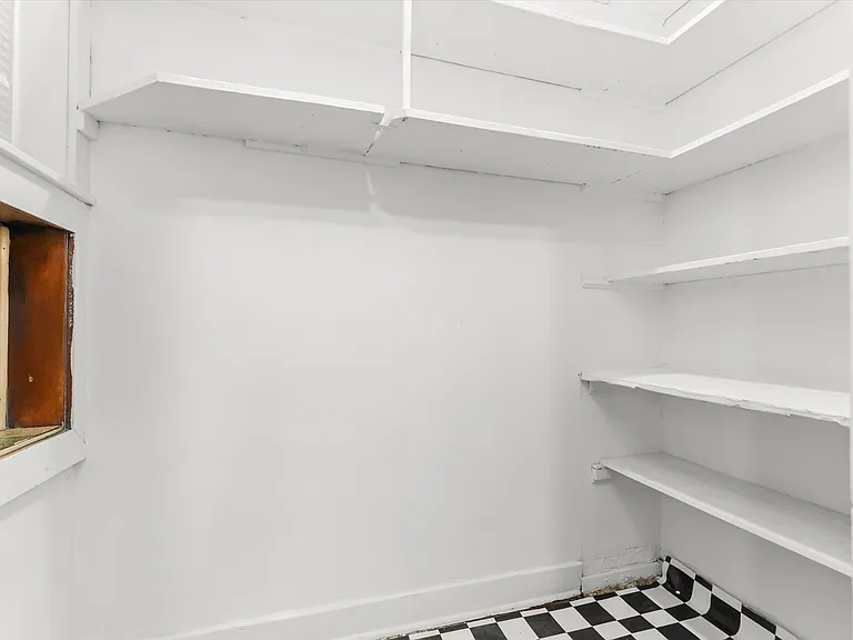 4748 W Roscoe St #3 — Photo 6