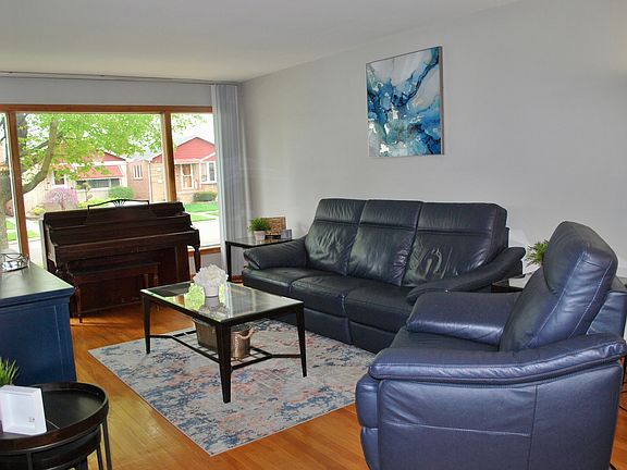 2nd image of 5816 S McVicker Ave