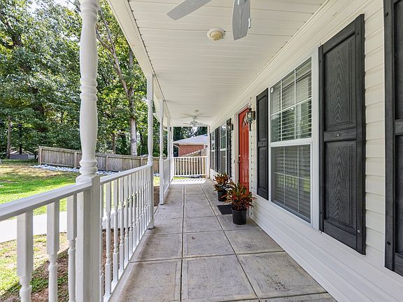 2nd image of 187 Lake Dr