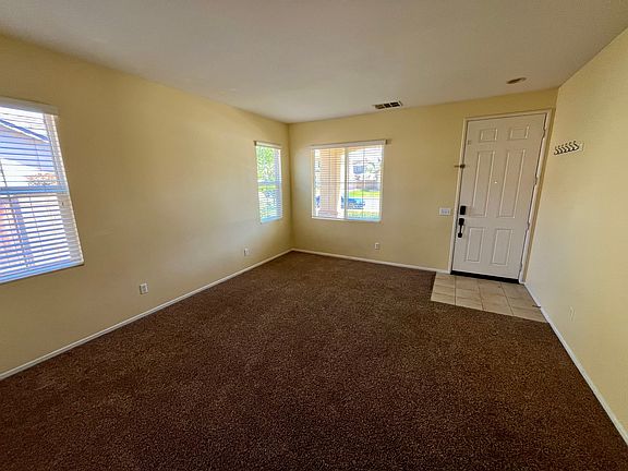 4th image of 1559 Park Meadows Dr