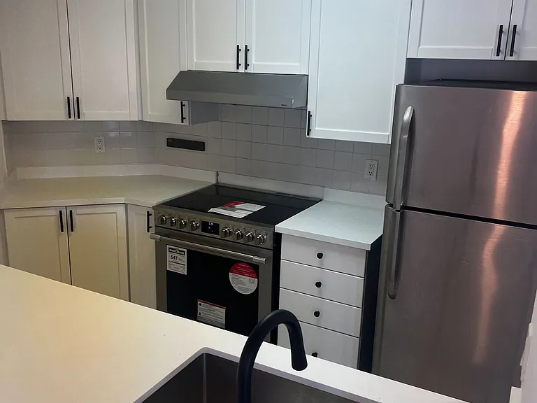 33 Empress Ave #616 — Photo 4