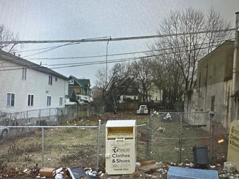 2nd image of 159 N Burgher Ave